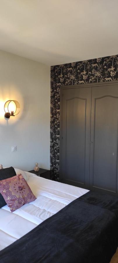 Les "Agathines" Maison 2 Chambres, De 1 A 5 Personnes Ронс-ле-Бен Екстериор снимка