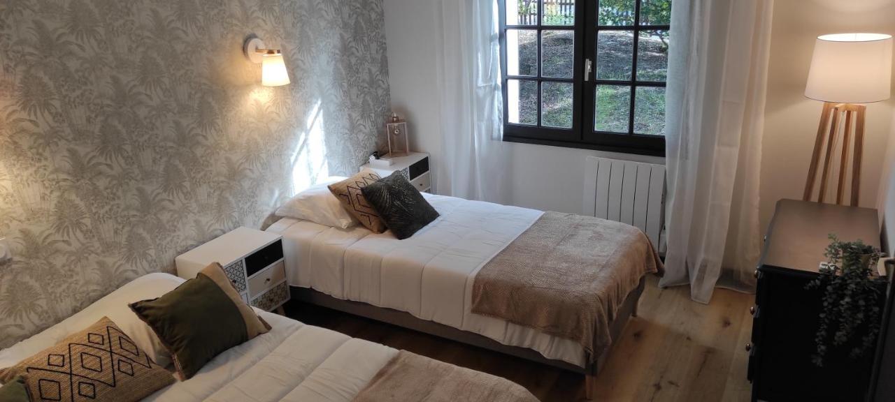 Les "Agathines" Maison 2 Chambres, De 1 A 5 Personnes Ронс-ле-Бен Екстериор снимка